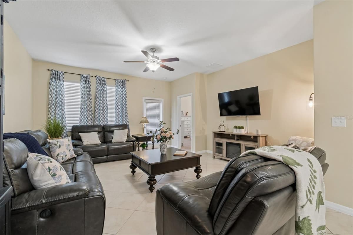 13941 REINDEER CIRCLE — photo 19 of 95