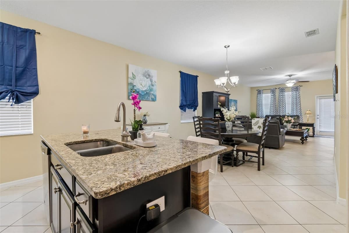 13941 REINDEER CIRCLE — photo 4 of 95