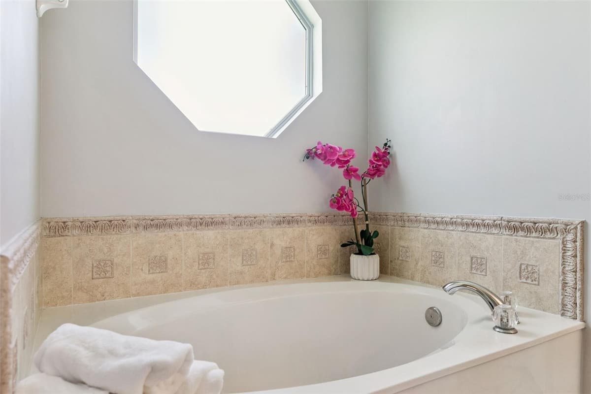 1701 KESWICK ROAD — photo 11 of 63