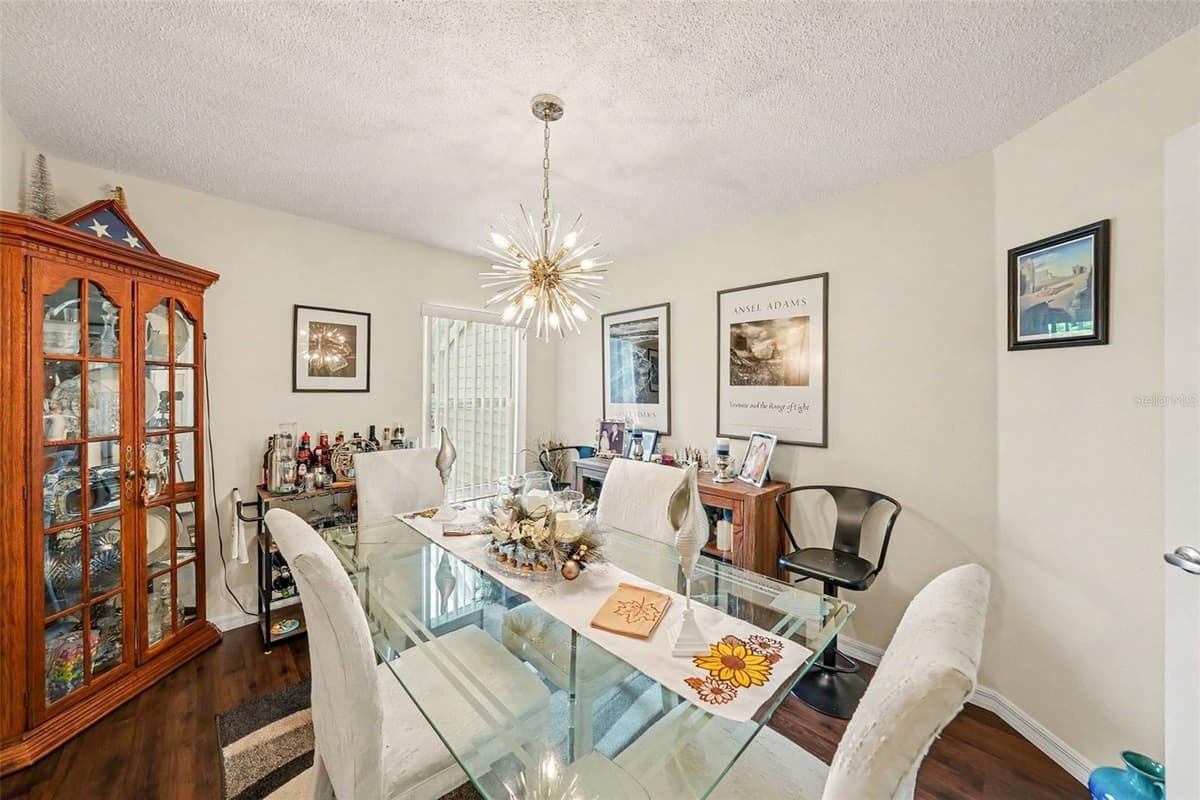 12405 EAGLESWOOD DRIVE — photo 15 of 38