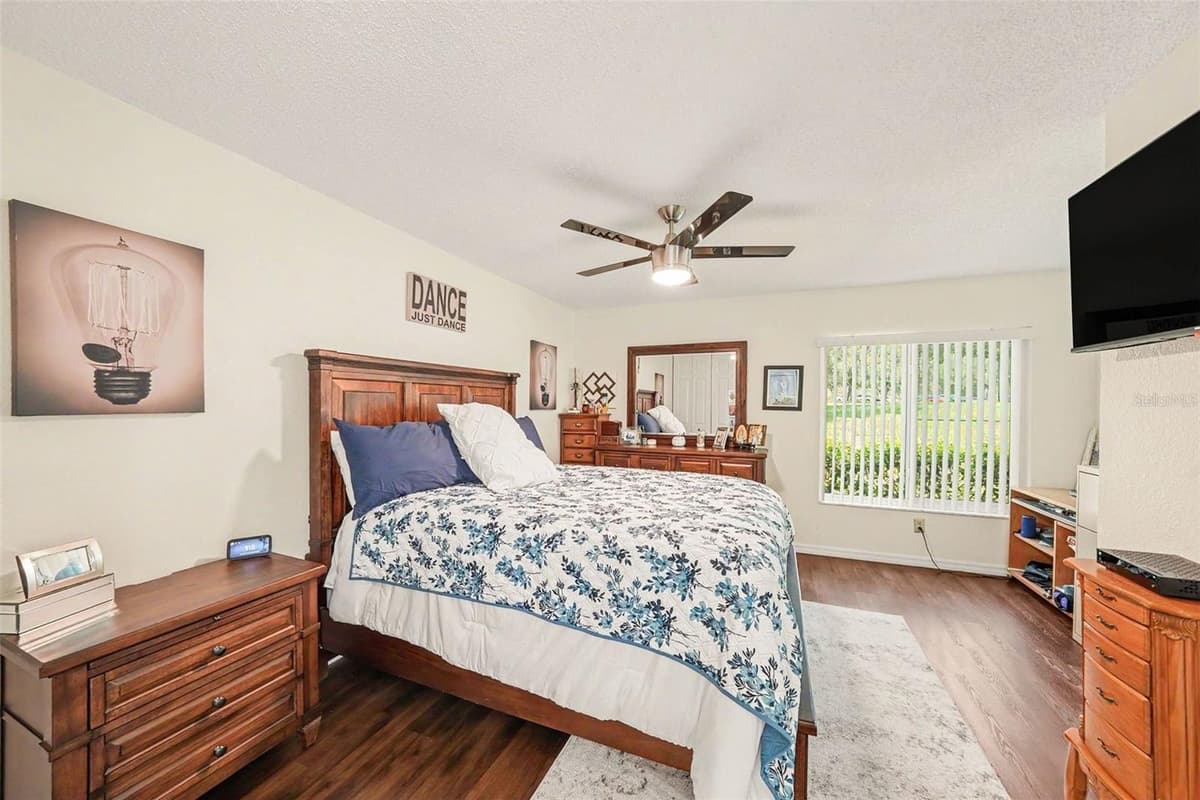 12405 EAGLESWOOD DRIVE — photo 17 of 38