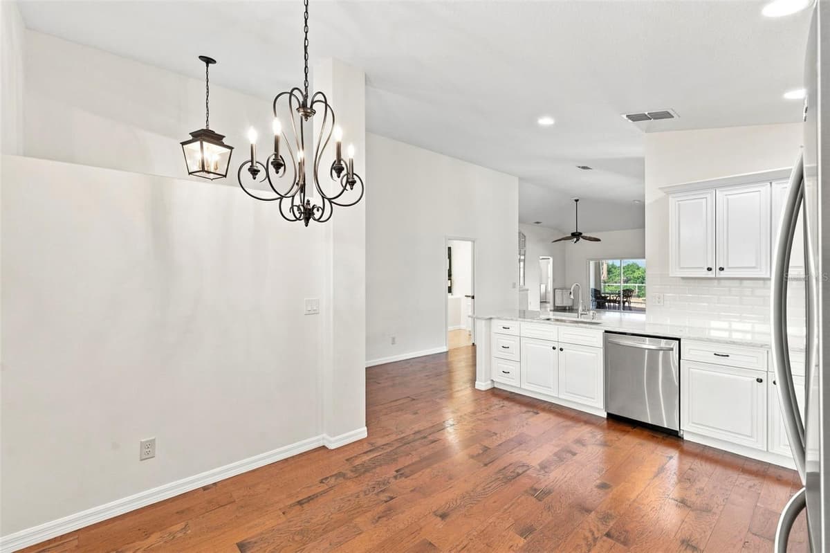 7218 34TH STREET — photo 13 of 66