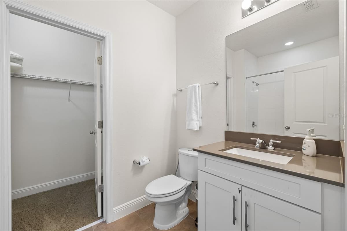 8416 CHILTON DRIVE — photo 53 of 83