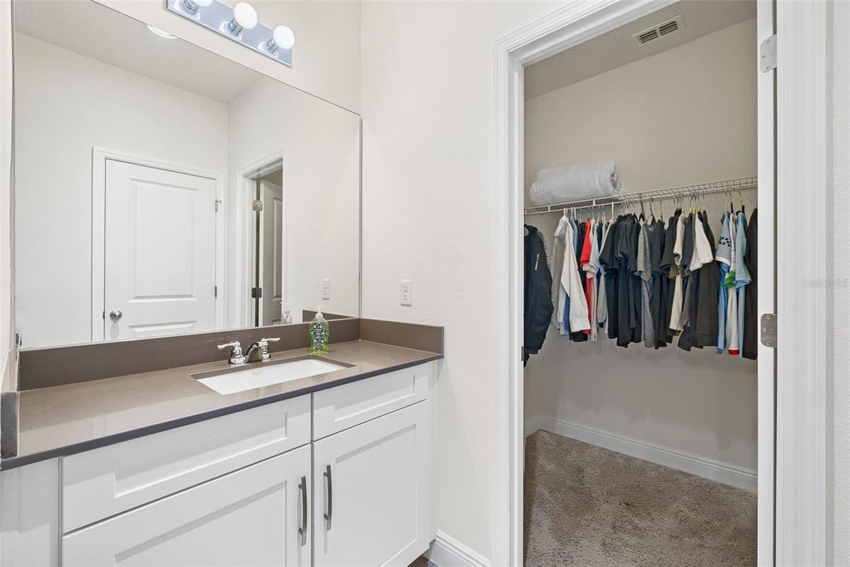 8416 CHILTON DRIVE — photo 47 of 83