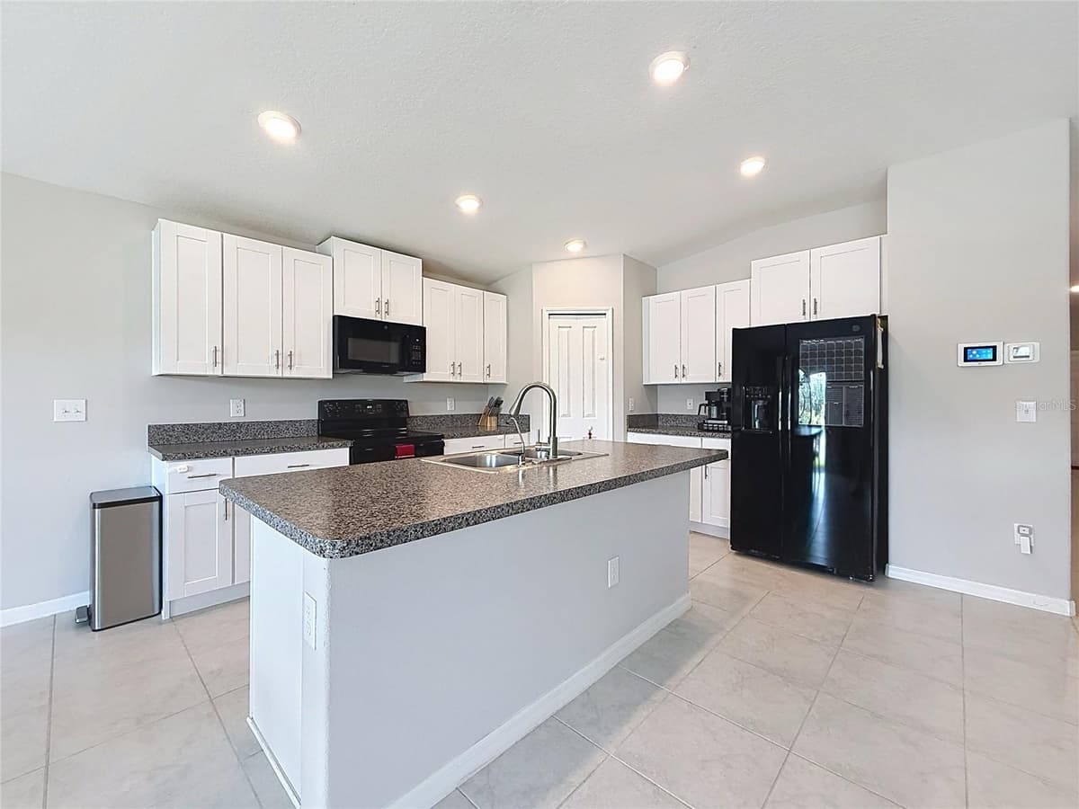 4465 ETERNAL PRINCE DRIVE — photo 7 of 55