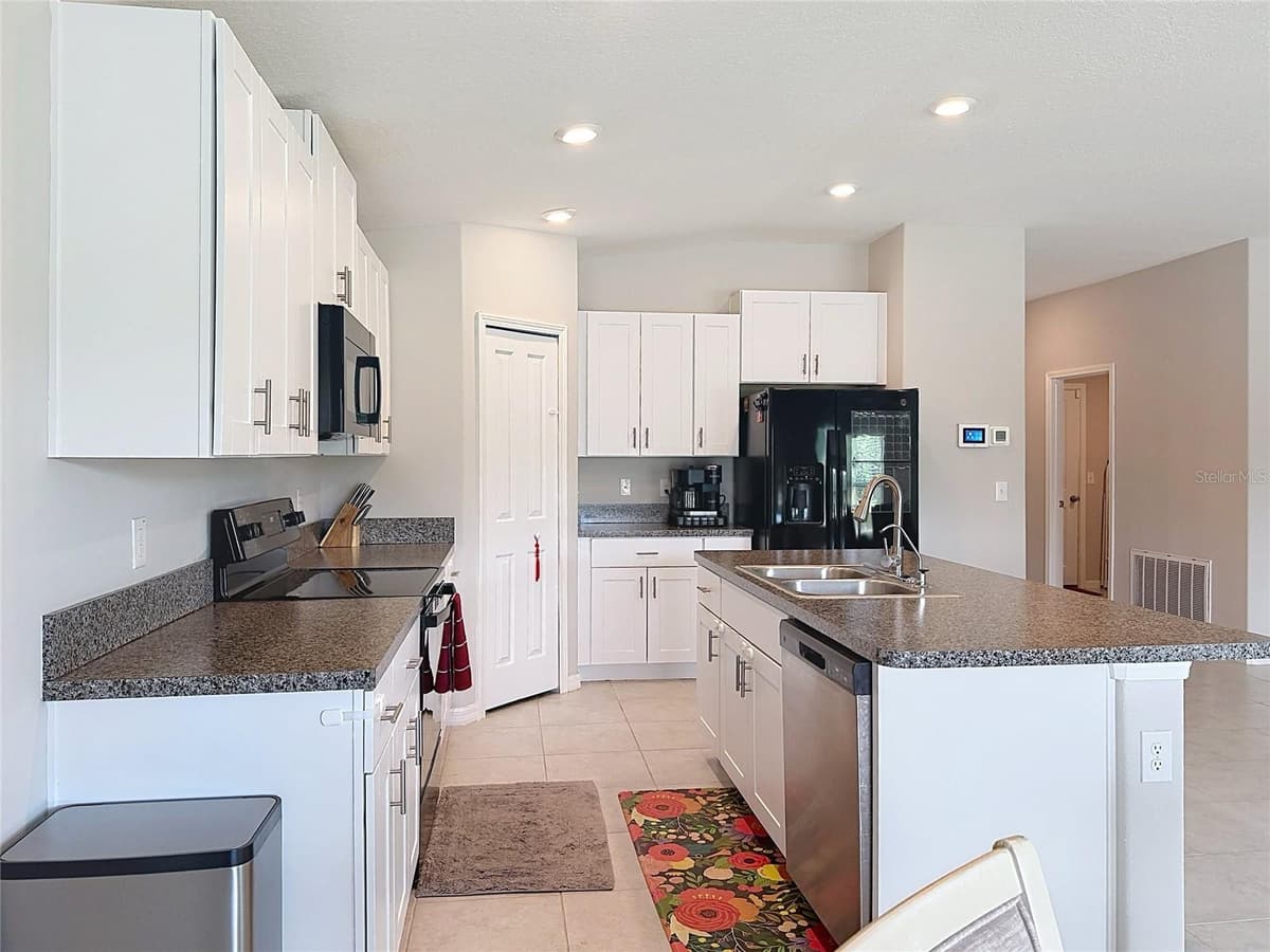 4465 ETERNAL PRINCE DRIVE — photo 8 of 55