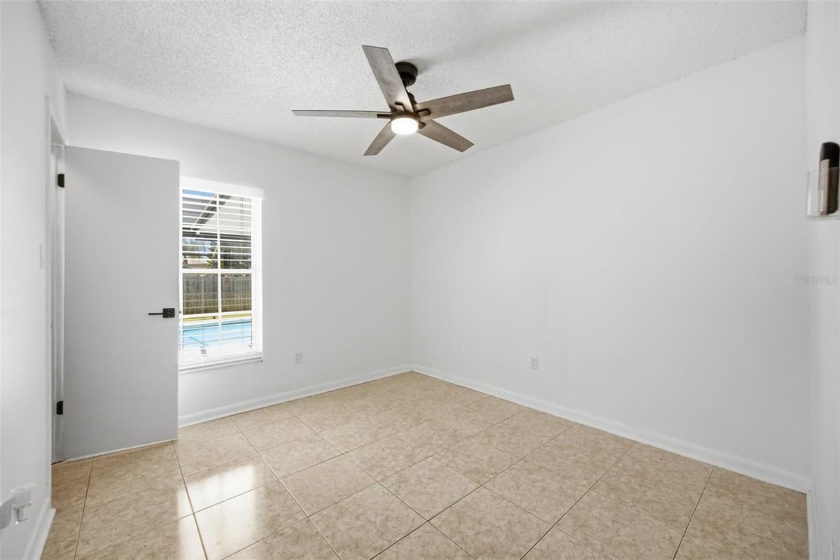 1705 CINNABAR COURT — photo 21 of 39