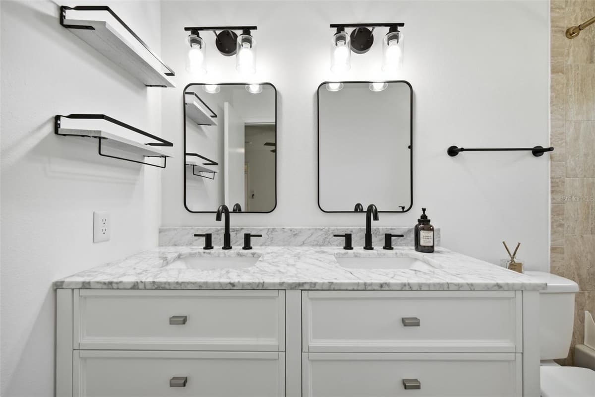 1705 CINNABAR COURT — photo 26 of 39