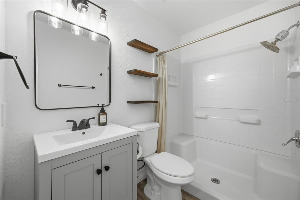 1705 CINNABAR COURT — photo 27 of 39