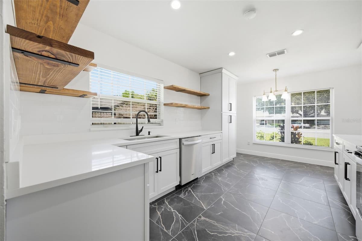 1705 CINNABAR COURT — photo 14 of 39