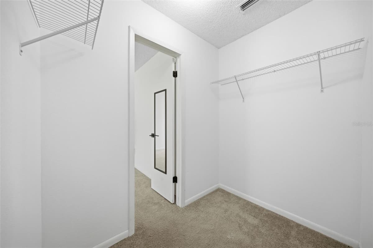 1705 CINNABAR COURT — photo 24 of 39