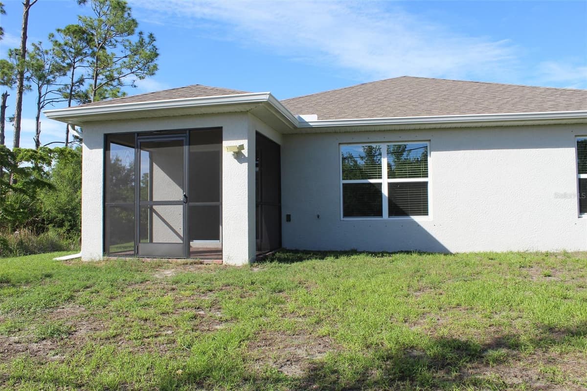 5501 KEMPSON LANE — photo 44 of 50