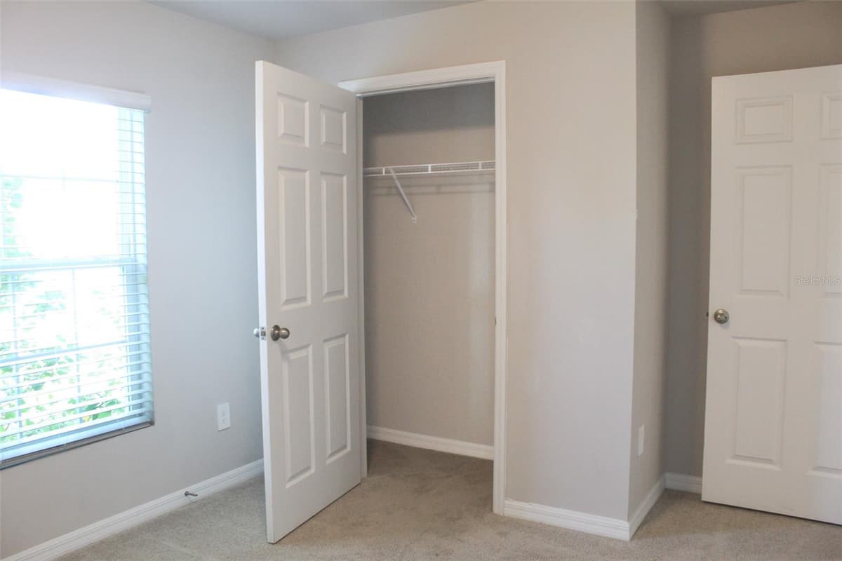 5501 KEMPSON LANE — photo 34 of 50