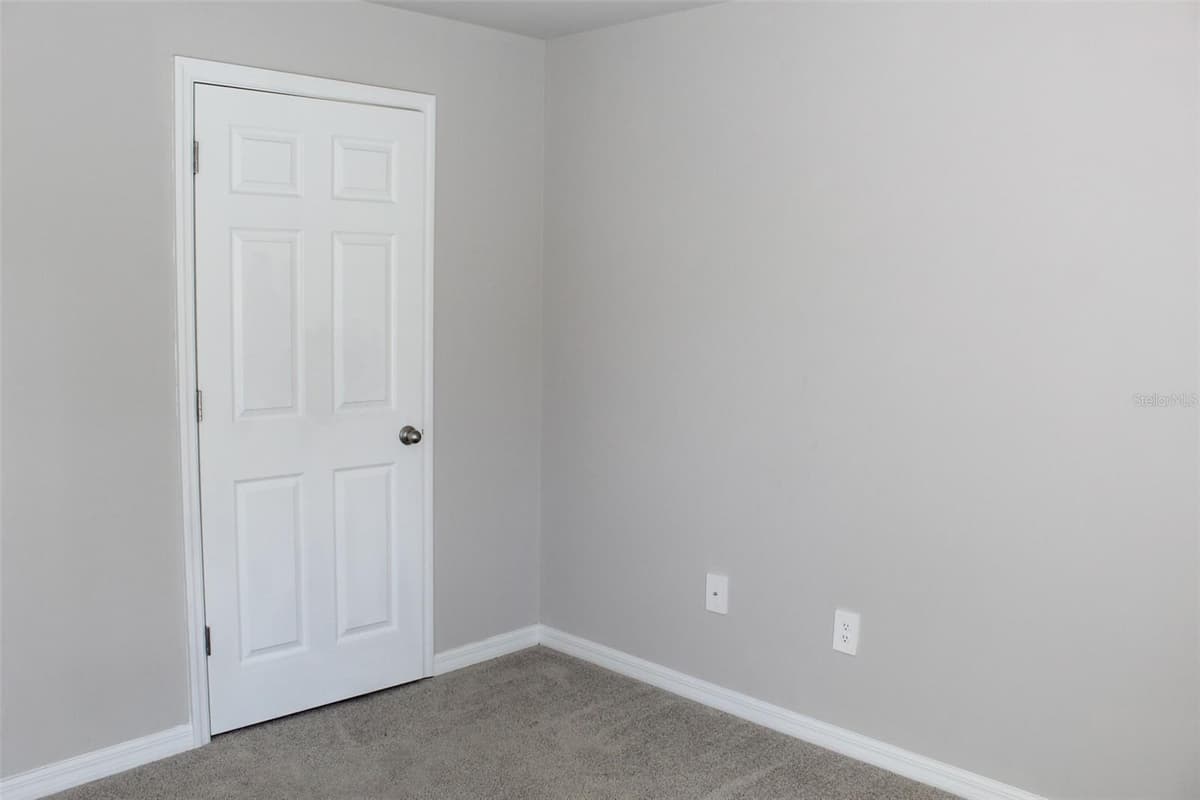 5501 KEMPSON LANE — photo 29 of 50