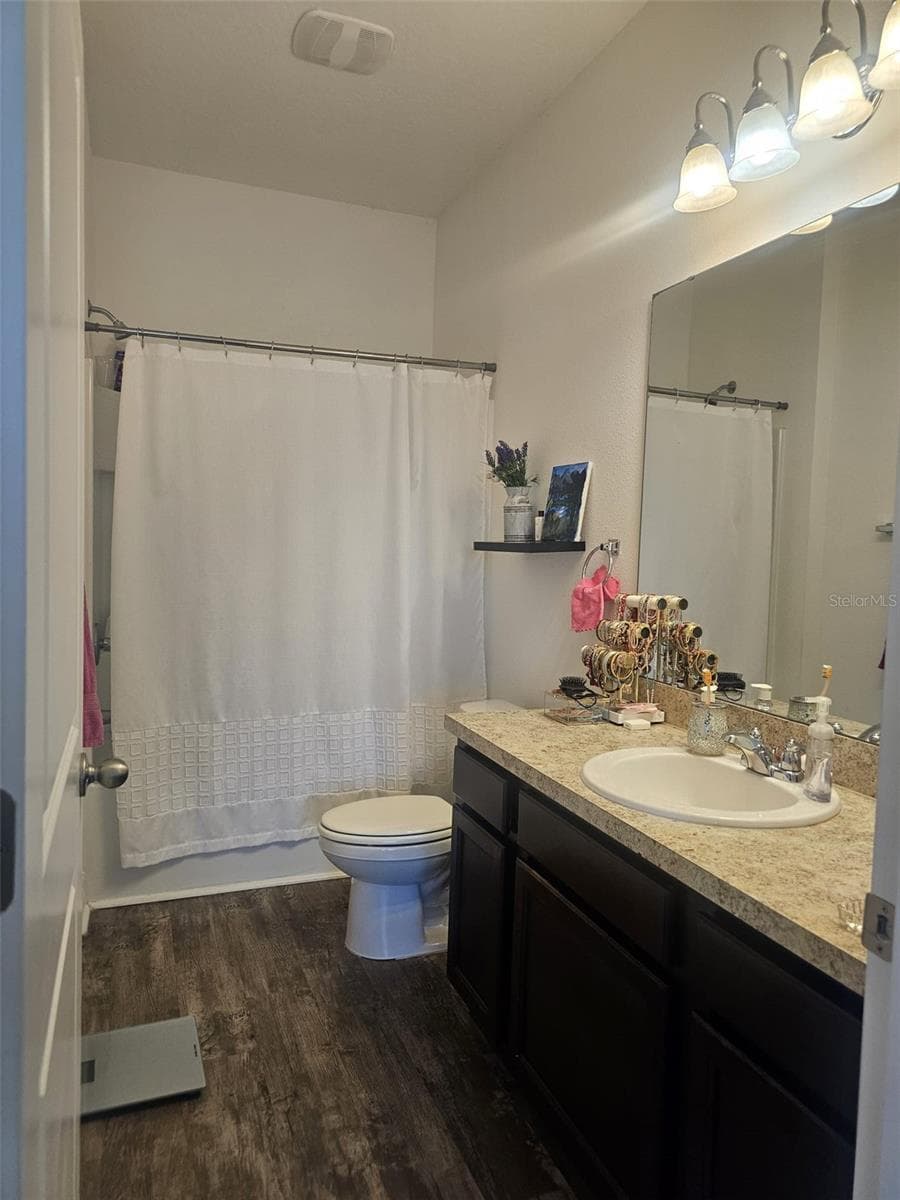 5841 BULLOCK PLACE — photo 10 of 28