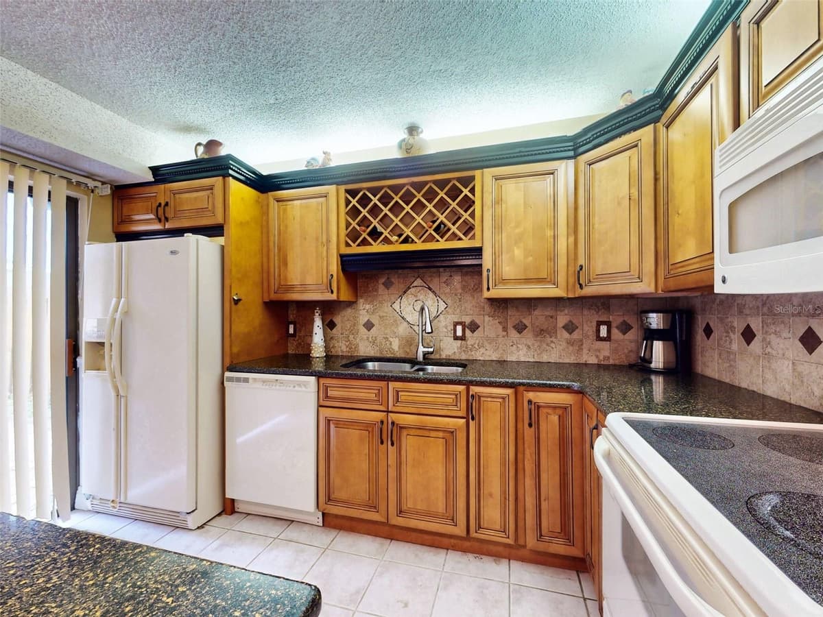133 CEDAR DUNES DRIVE — photo 6 of 49