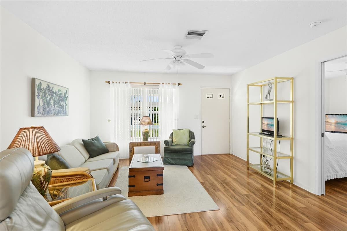 1220 FALCON ROAD — photo 8 of 55