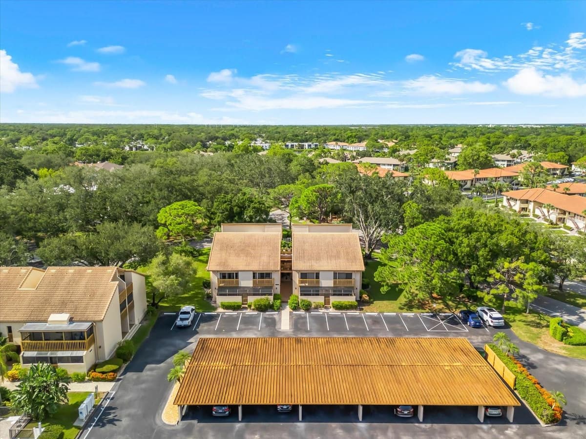 3085 WILLOW GREEN DRIVE — photo 49 of 68