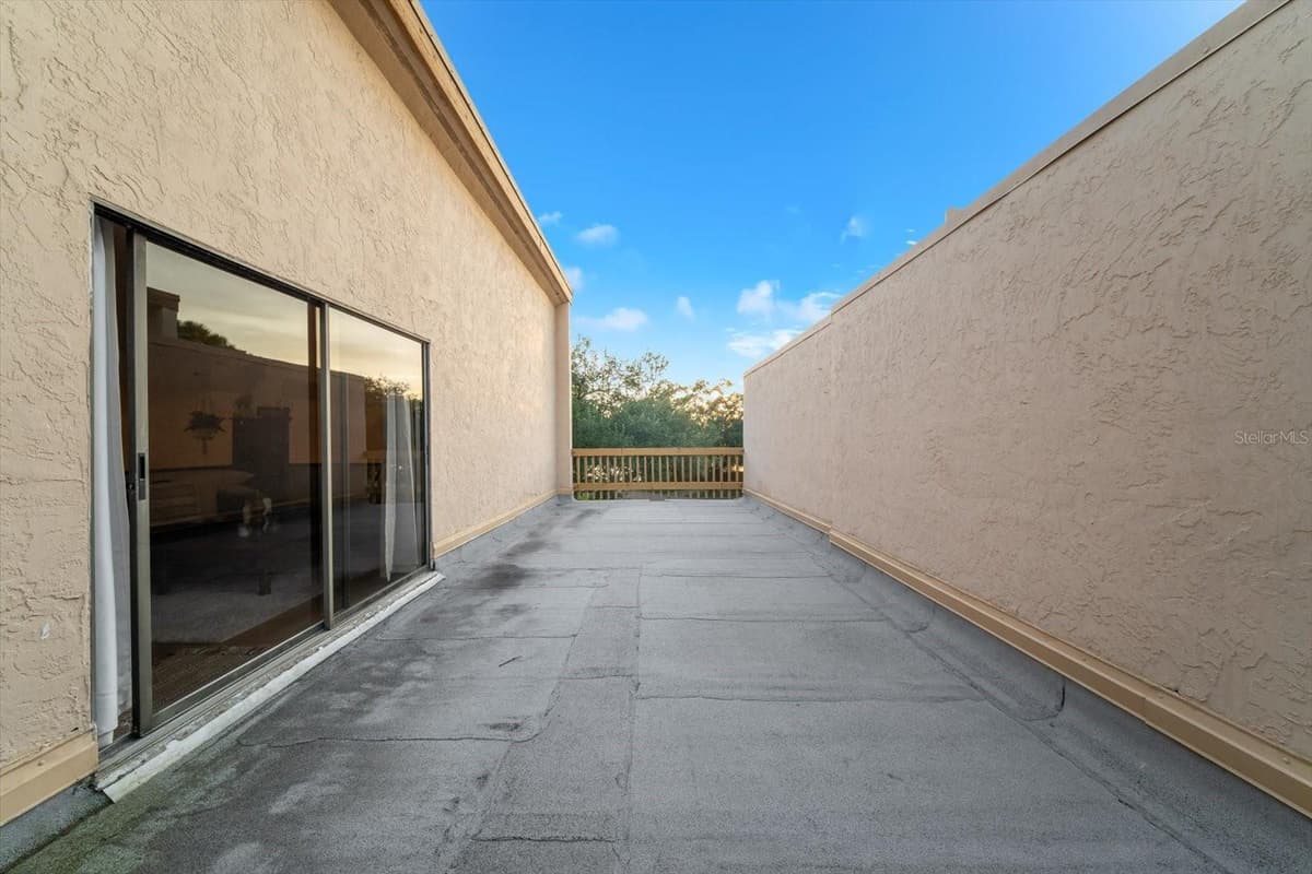 3085 WILLOW GREEN DRIVE — photo 43 of 68