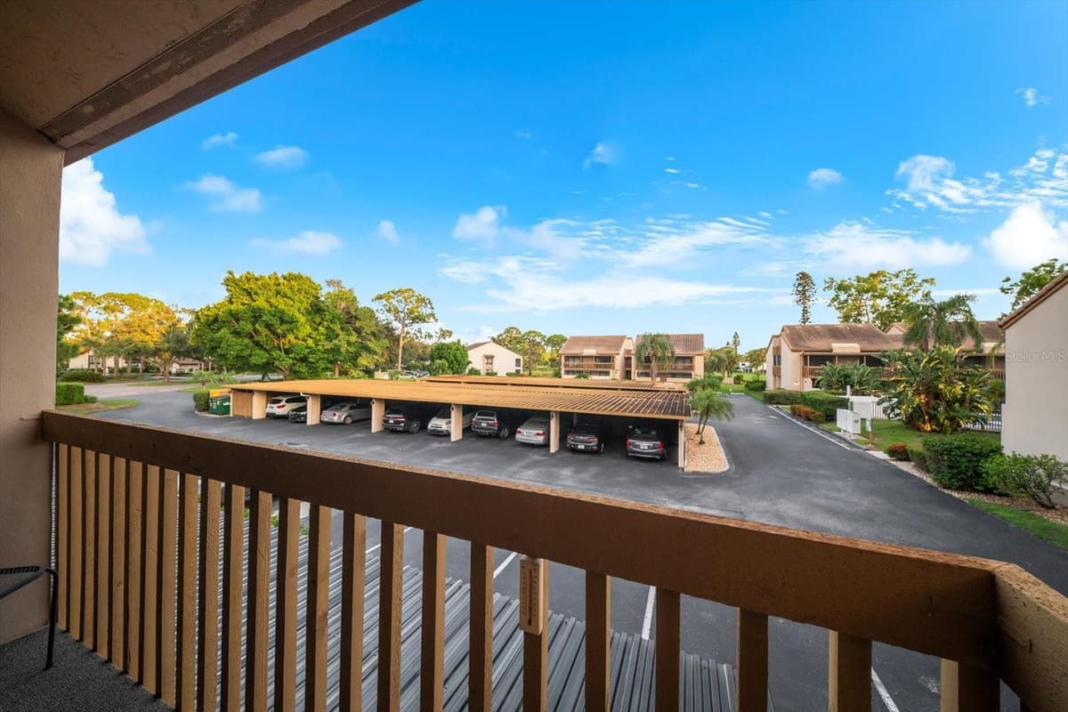 3085 WILLOW GREEN DRIVE — photo 40 of 68