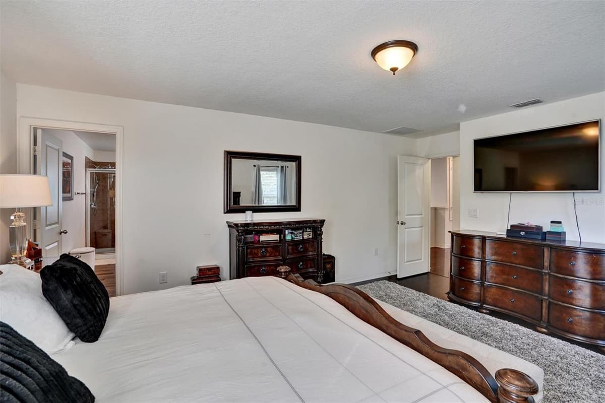 8111 PACIFIC LOON STREET — photo 19 of 41