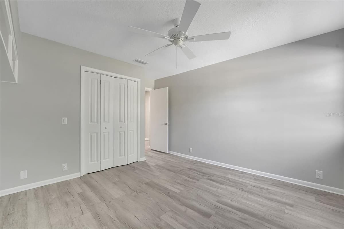 300 GREENFIELD ROAD — photo 24 of 41