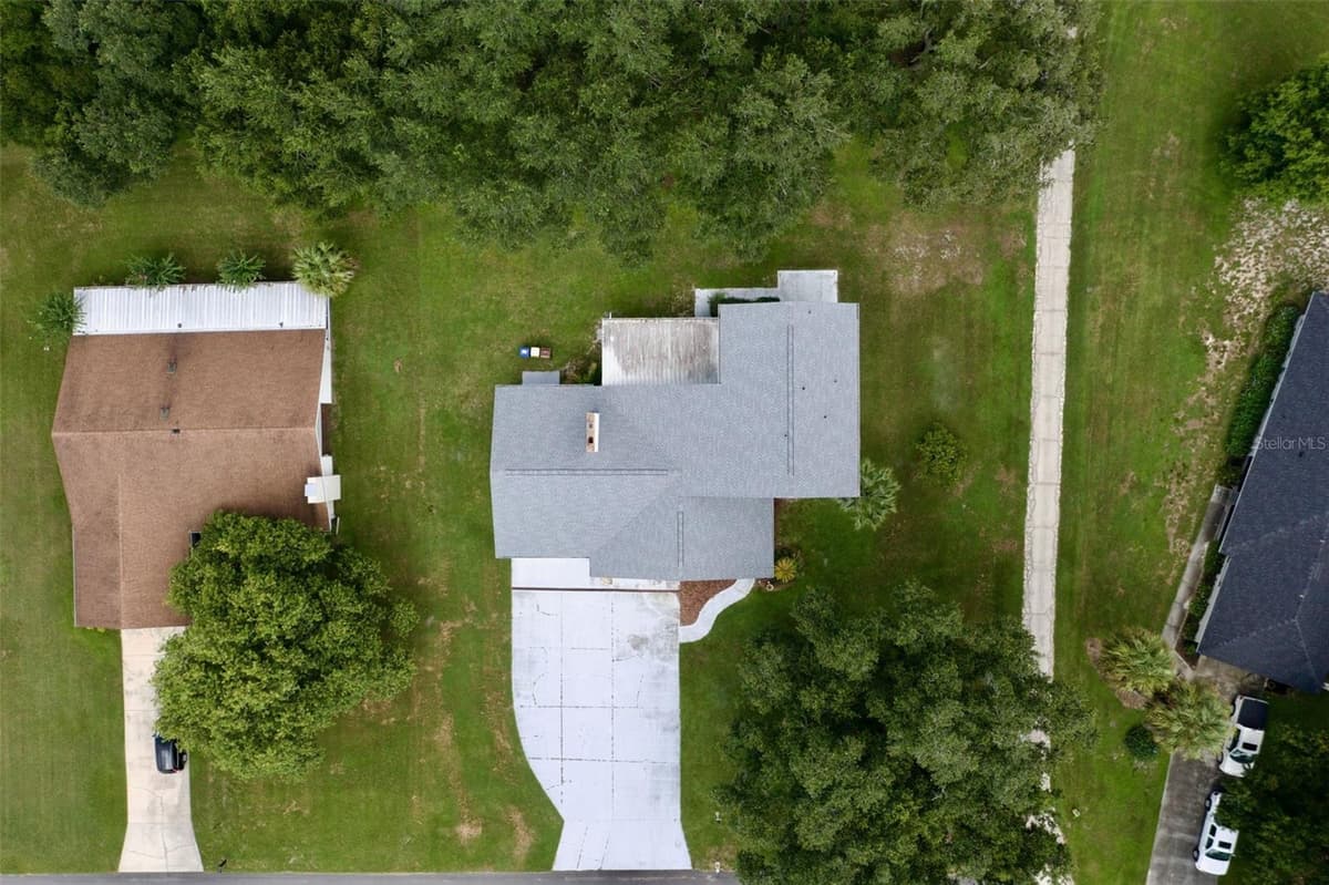 300 GREENFIELD ROAD — photo 34 of 41