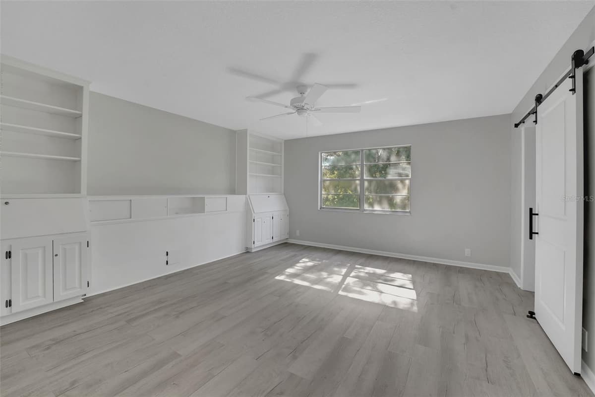300 GREENFIELD ROAD — photo 25 of 41