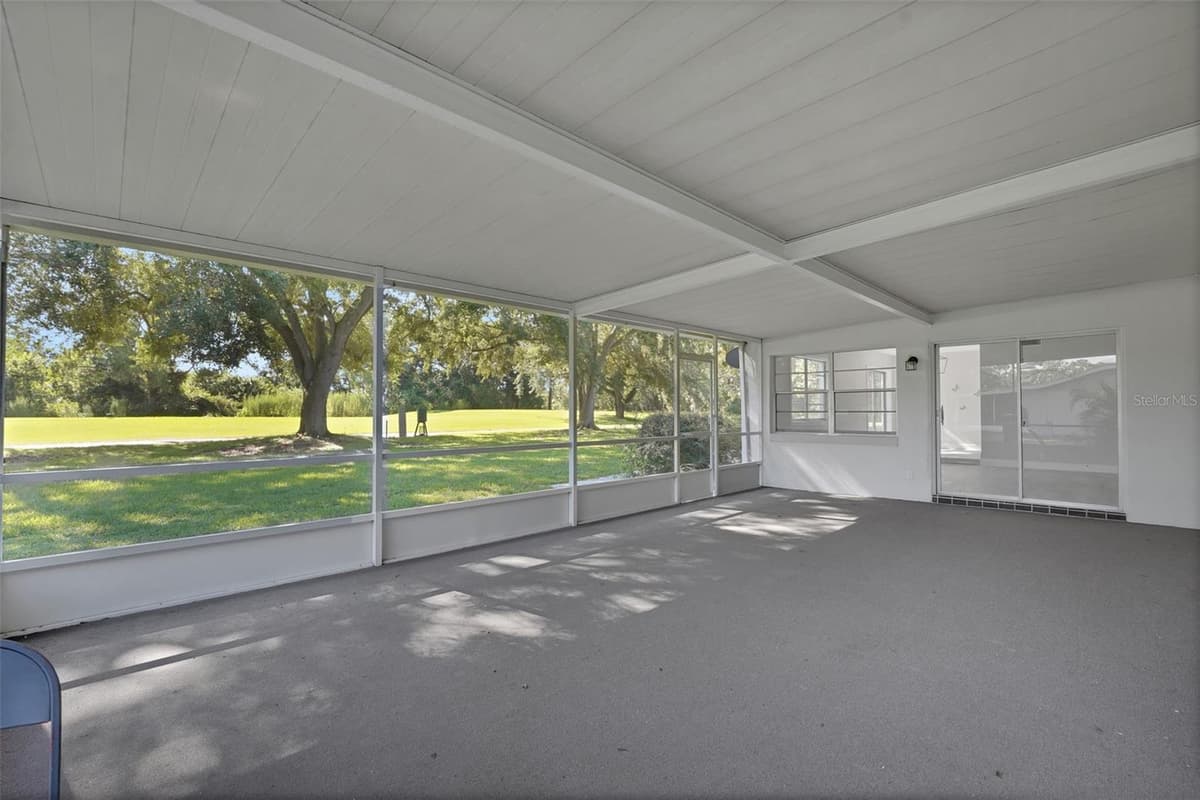 300 GREENFIELD ROAD — photo 3 of 41