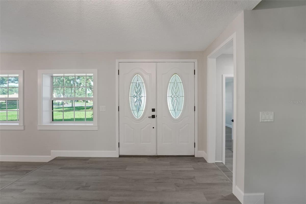 300 GREENFIELD ROAD — photo 6 of 41