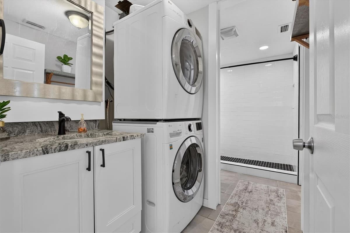 1440 NORMANDY BOULEVARD — photo 21 of 39