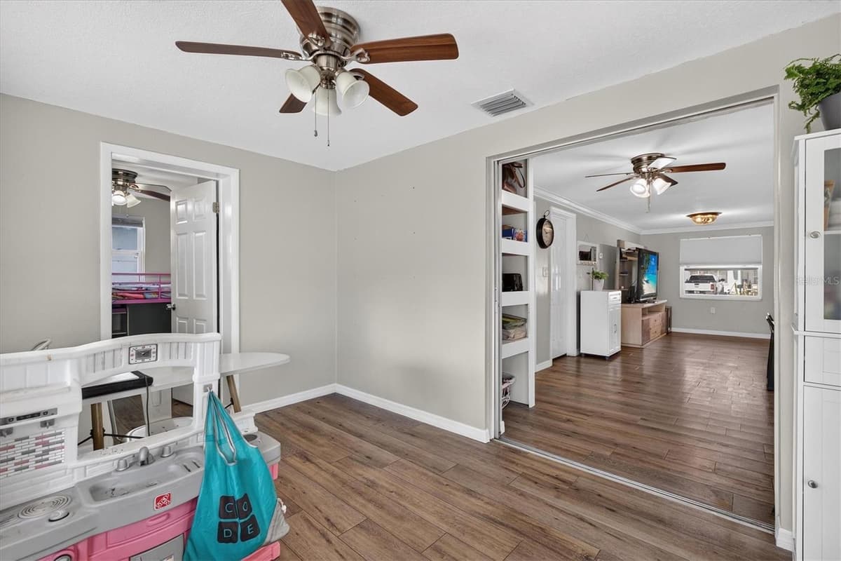 1440 NORMANDY BOULEVARD — photo 25 of 39