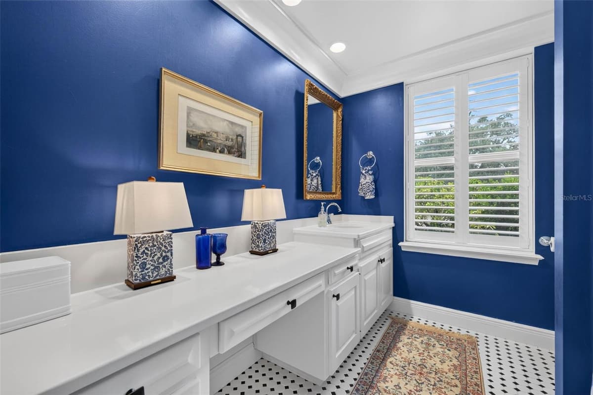602 RIVERHILLS DRIVE — photo 31 of 45