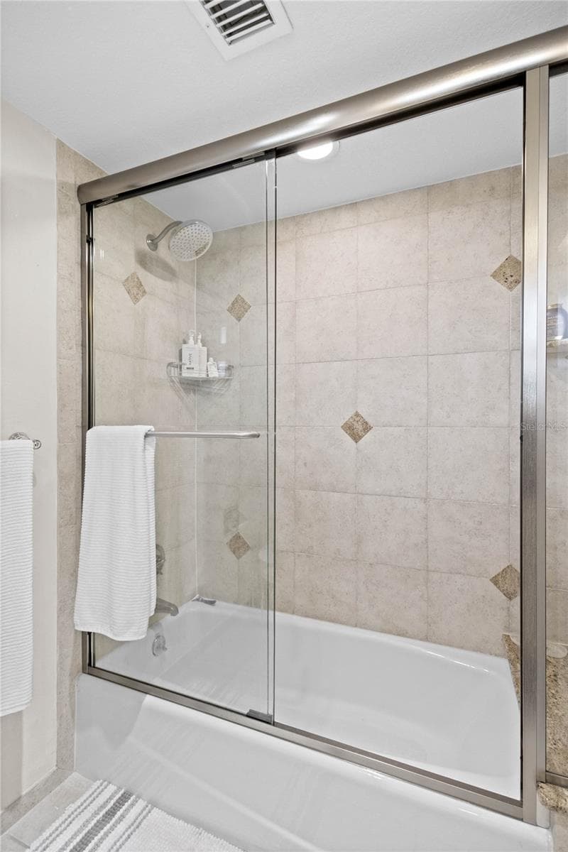 225 SANDS POINT ROAD — photo 13 of 28