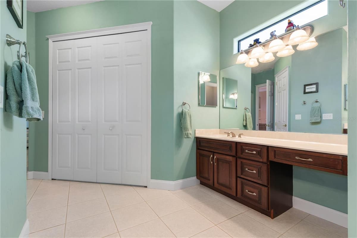 8 WATERVIEW DRIVE — photo 16 of 55
