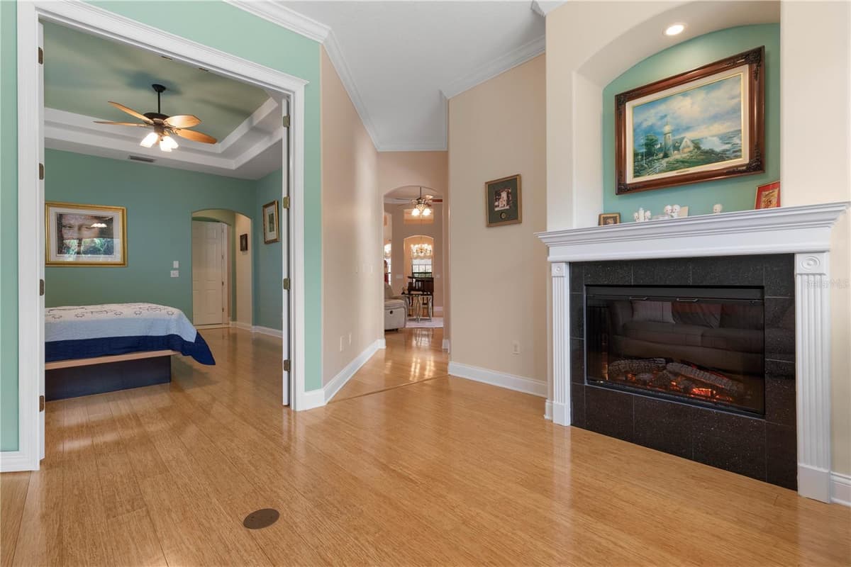 8 WATERVIEW DRIVE — photo 17 of 55