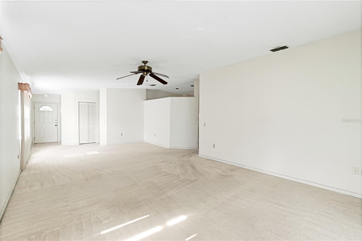 3433 GLEN ABBEY LANE — photo 6 of 37