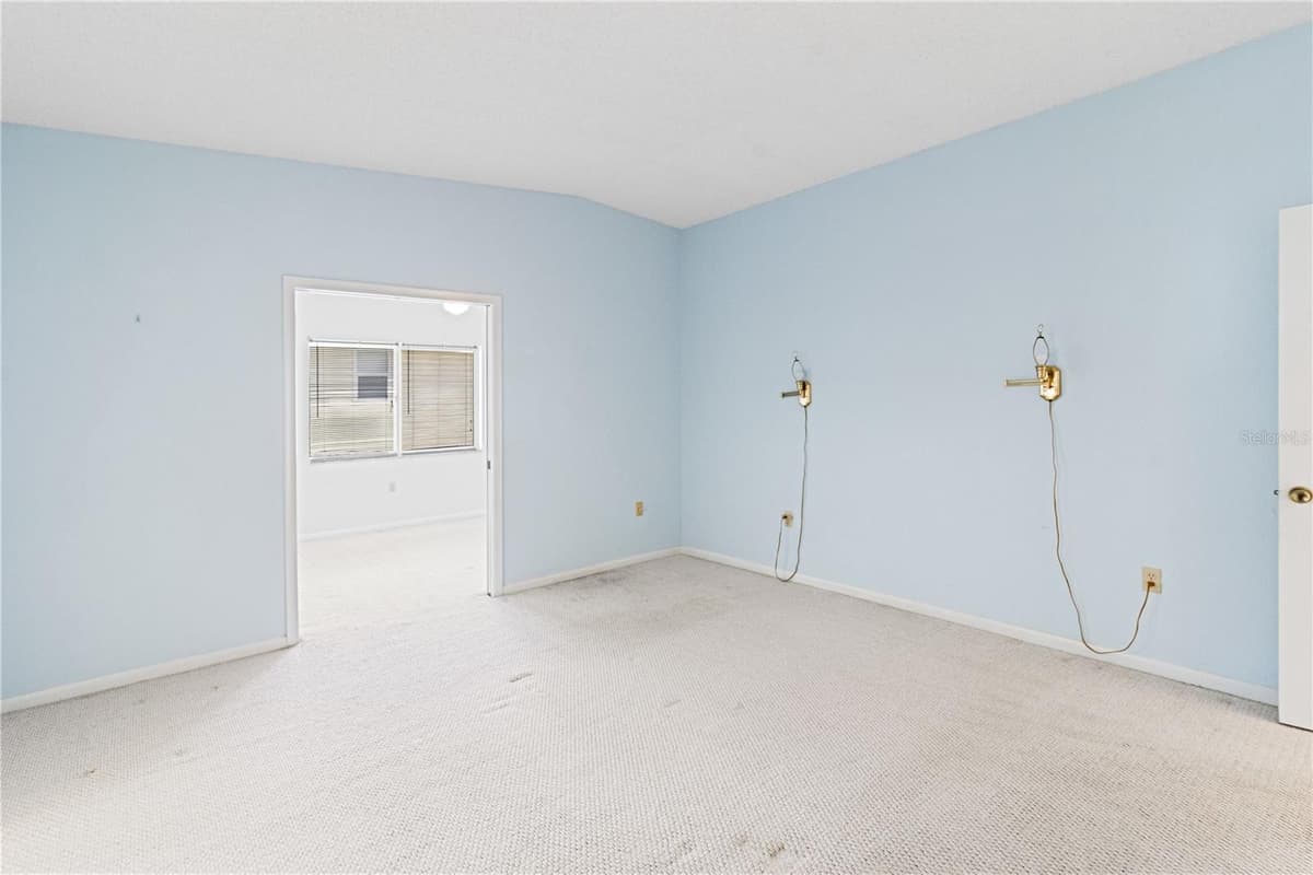 3433 GLEN ABBEY LANE — photo 16 of 37