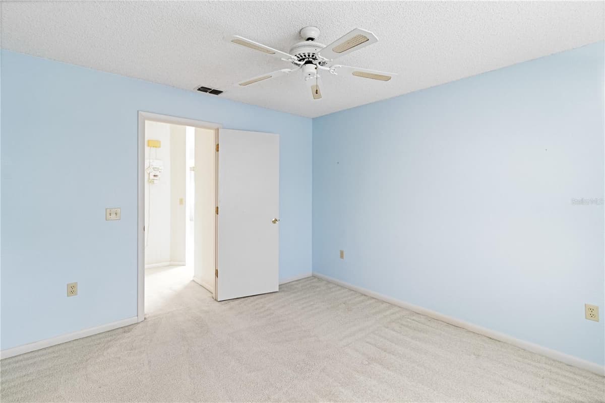 3433 GLEN ABBEY LANE — photo 26 of 37