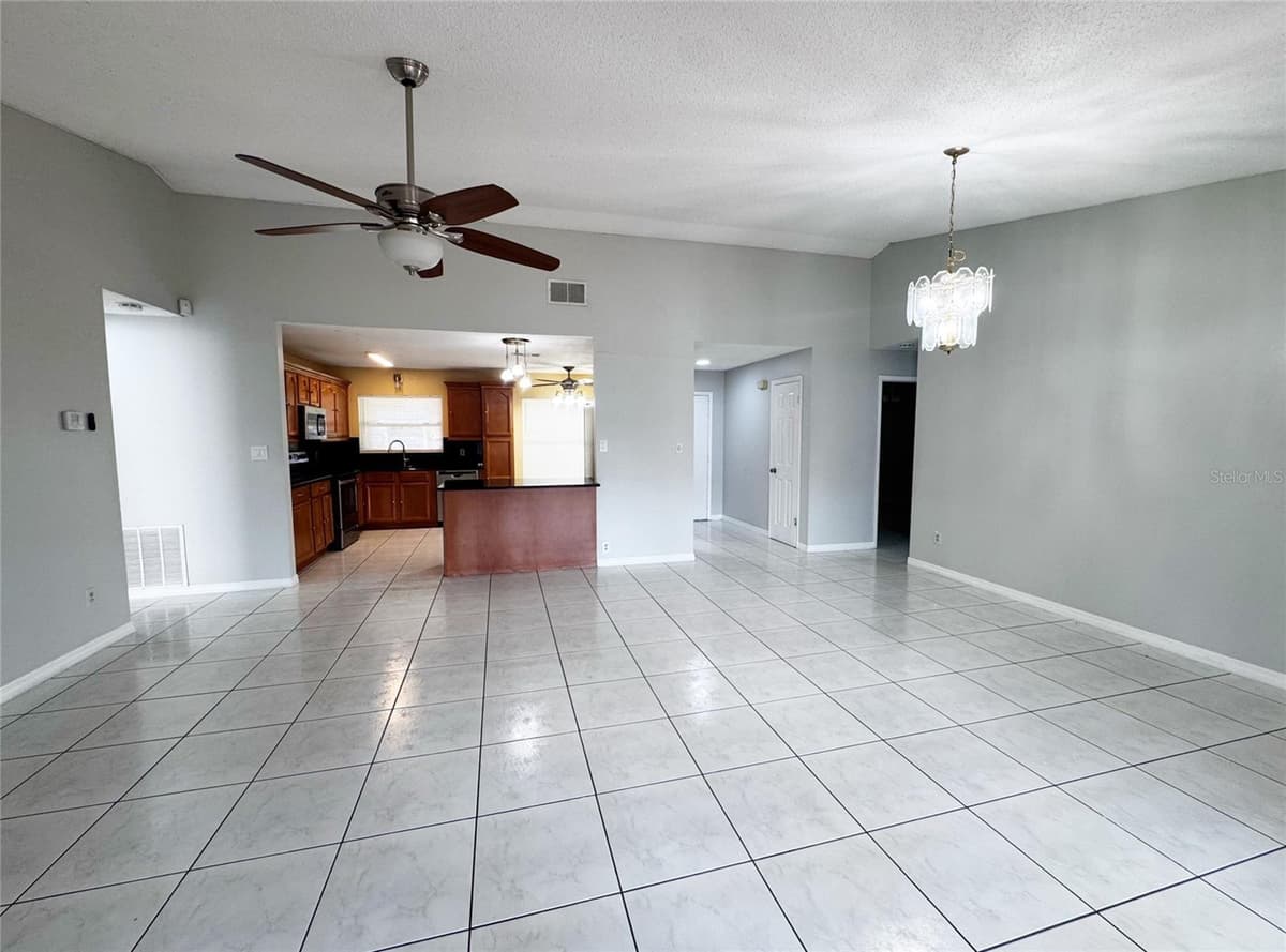 12225 PANTAR STREET — photo 4 of 15
