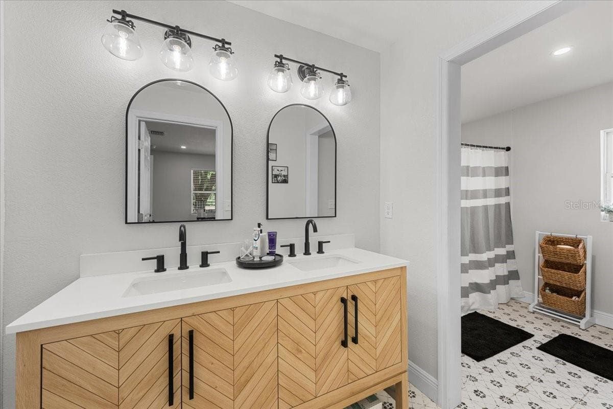 14434 DUANE COURT — photo 34 of 84