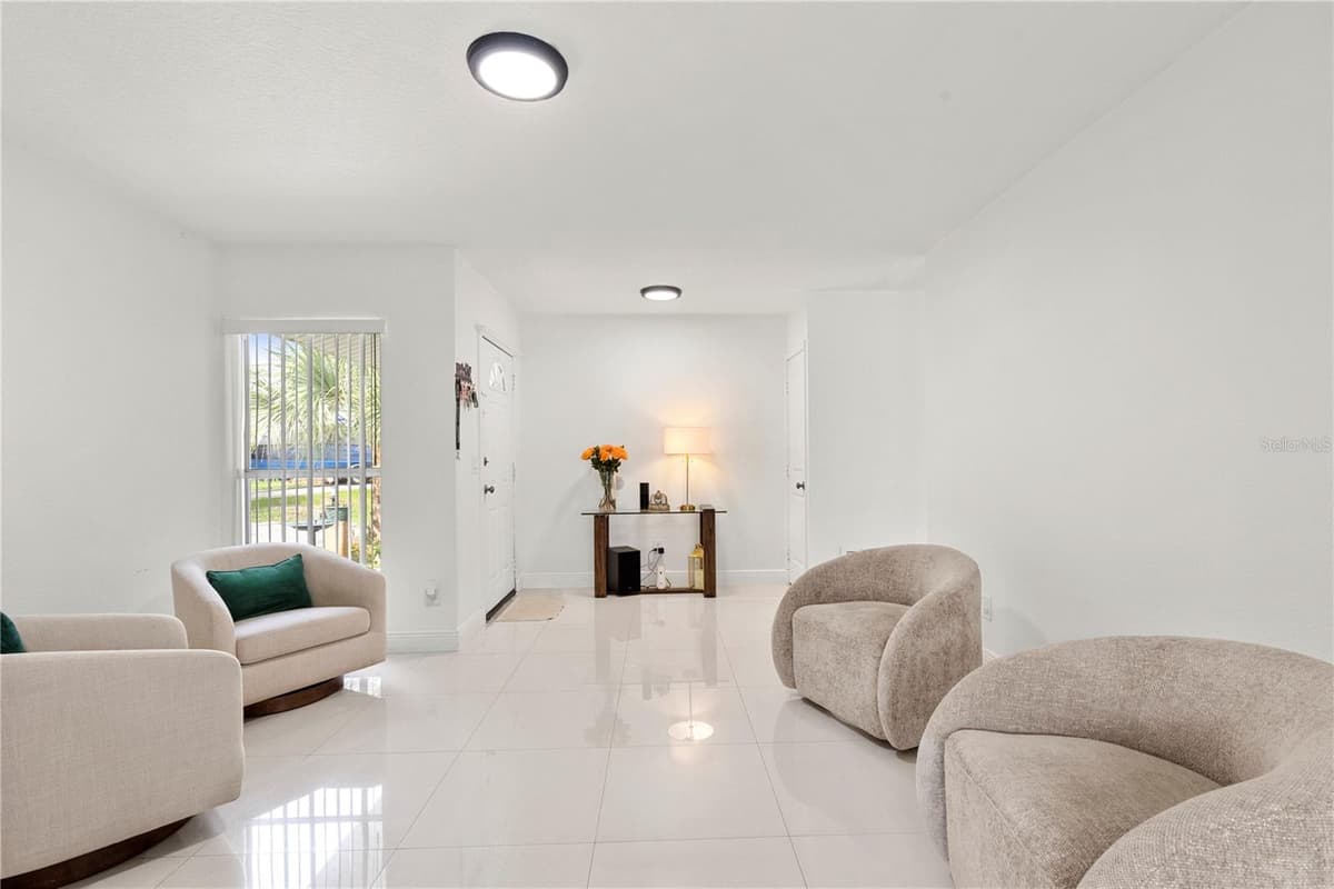 7529 ARMAND CIRCLE — photo 17 of 50