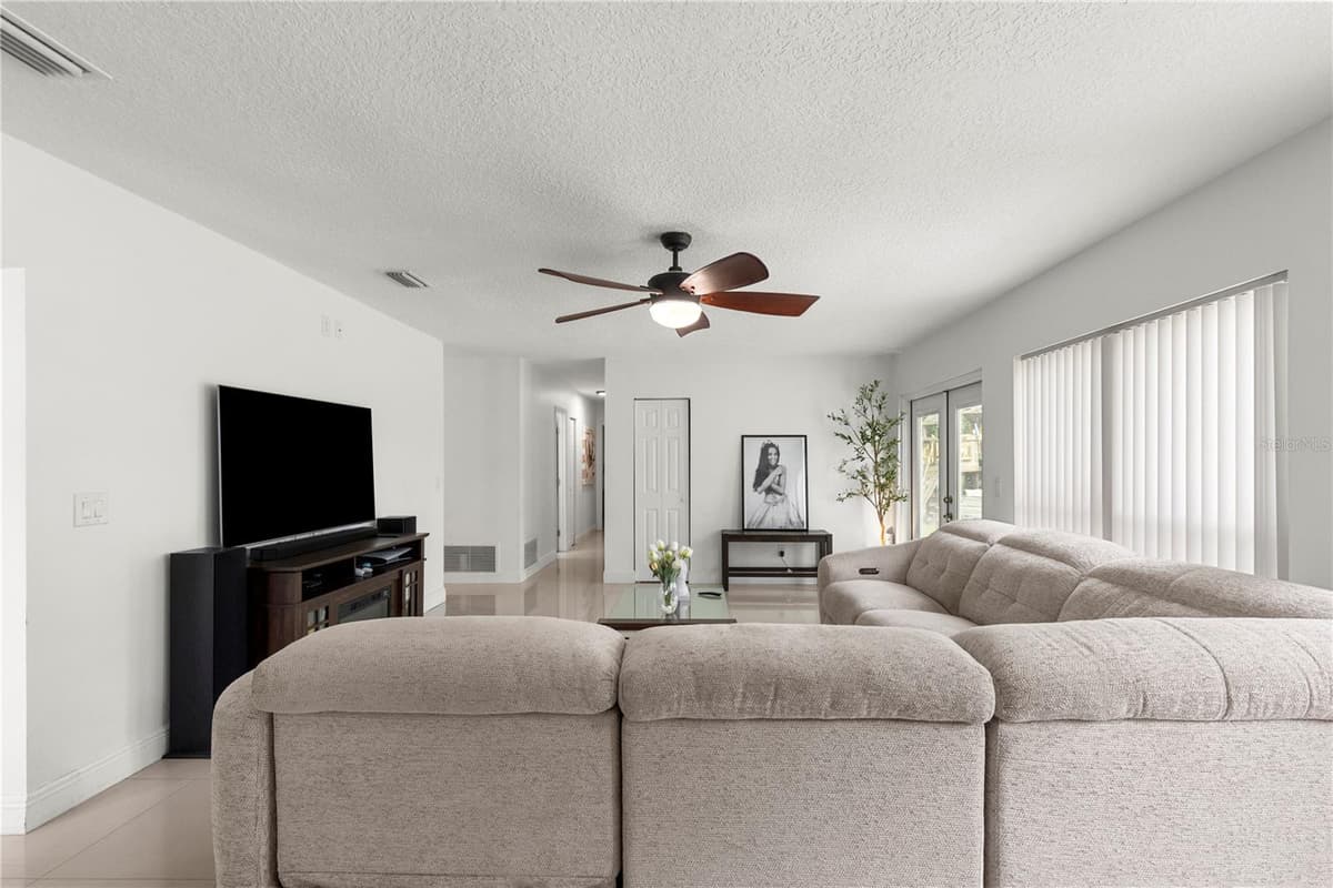7529 ARMAND CIRCLE — photo 24 of 50
