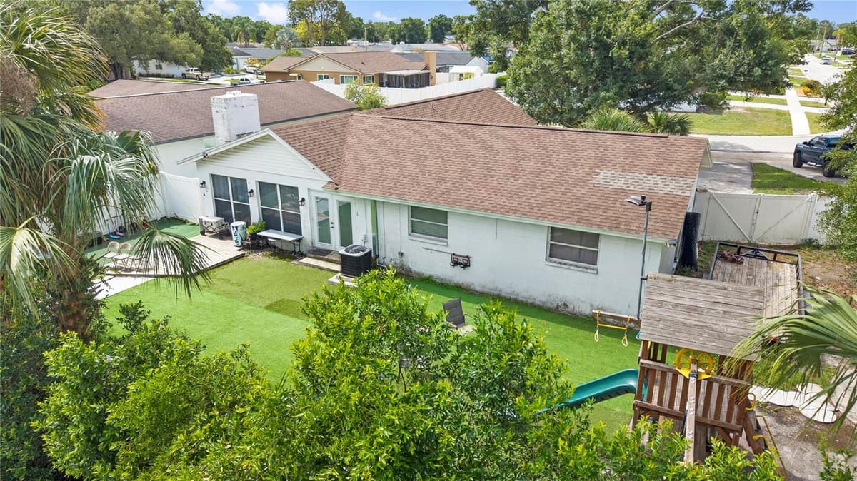 7529 ARMAND CIRCLE — photo 43 of 50