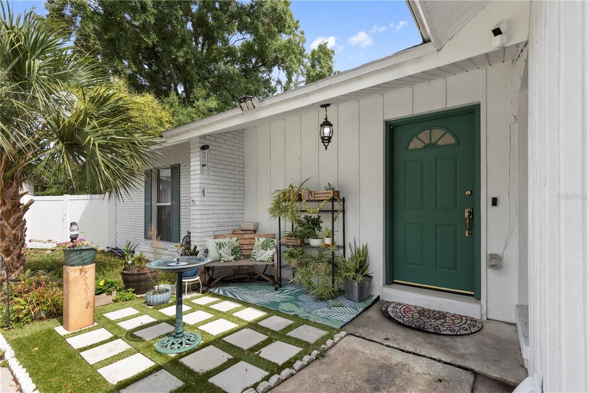 7529 ARMAND CIRCLE — photo 6 of 50