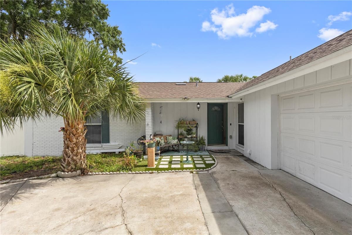 7529 ARMAND CIRCLE — photo 5 of 50
