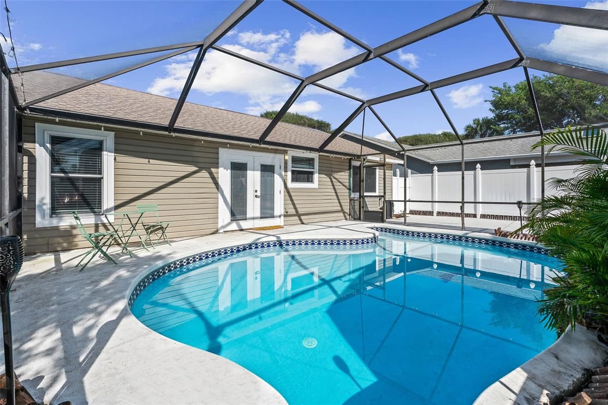 2135 FLAGLER AVENUE — photo 39 of 65