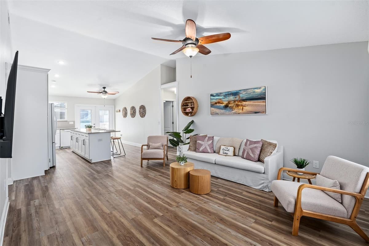 2135 FLAGLER AVENUE — photo 9 of 65