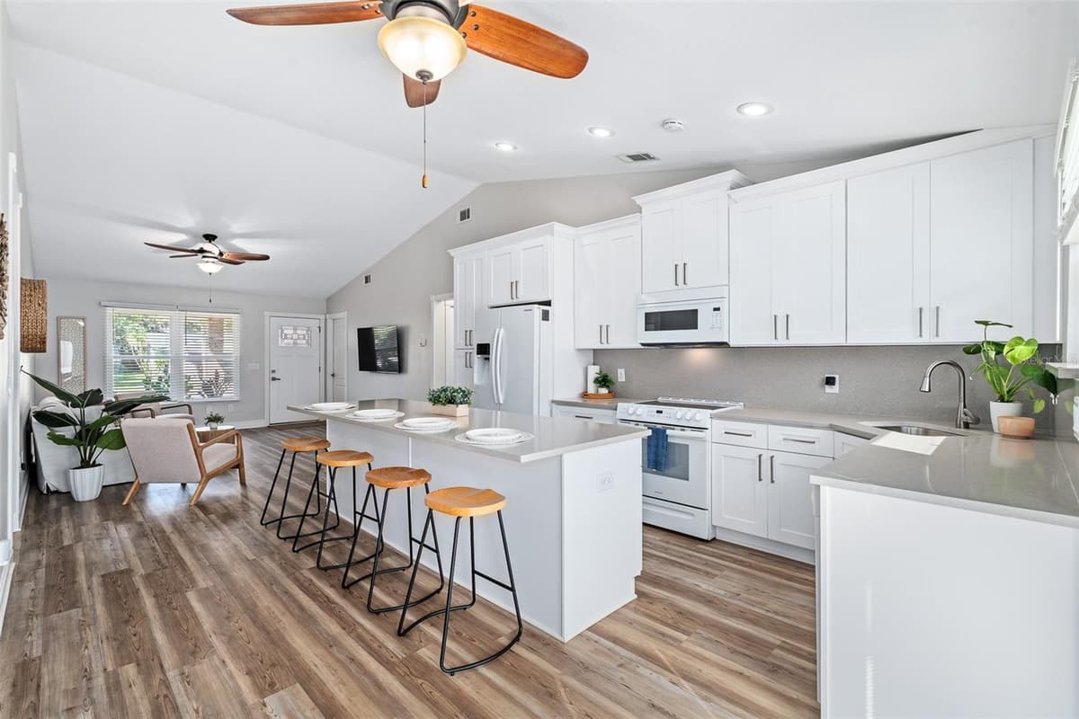 2135 FLAGLER AVENUE — photo 17 of 65