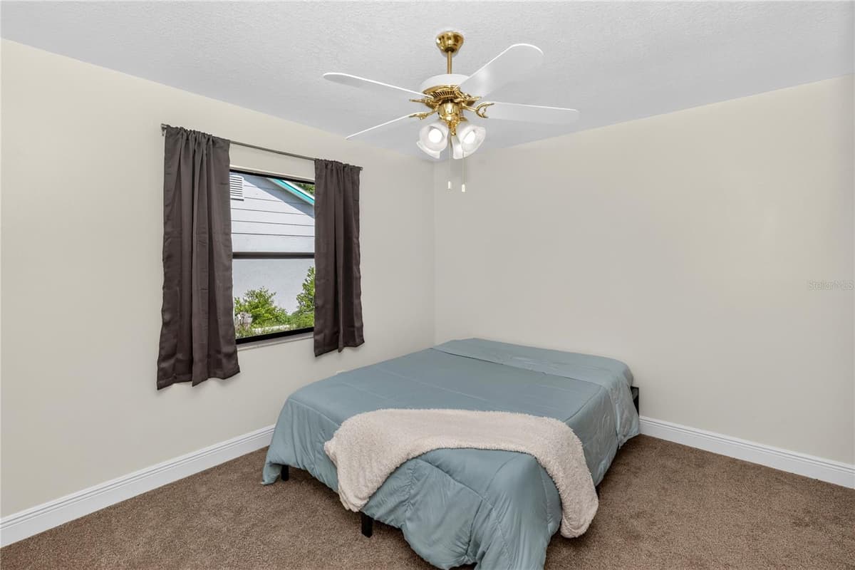 829 SYLVIA DRIVE — photo 22 of 28
